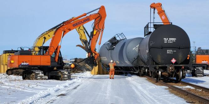 Figure 4. Wagon-citerne déraillé après la collision (Source : BST)